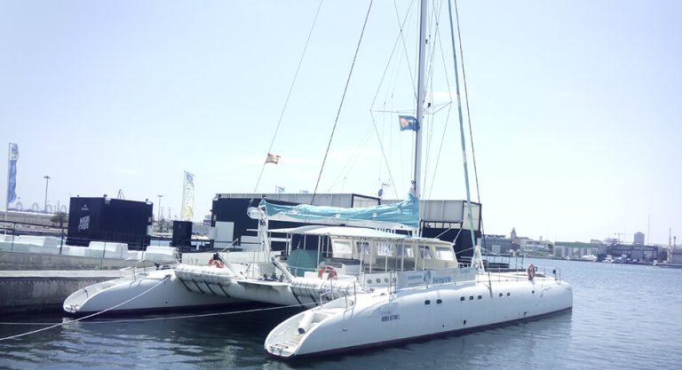 catamarán valencia