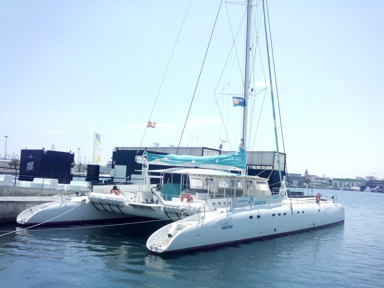 alquiler catamarán para eventos