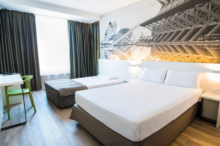 Hotel puerto 3 estrellas Valencia