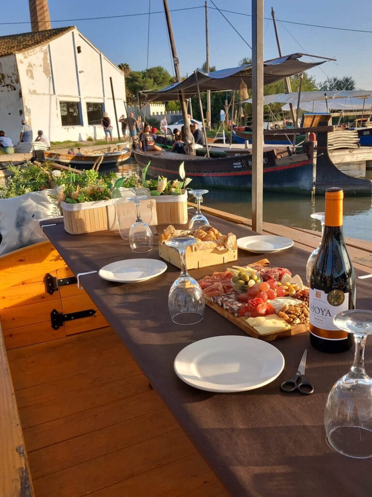 Paseos en barca por la Albufera de Valencia