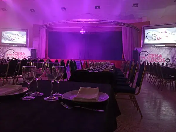 Restaurante con Espectáculo despedidas Valencia